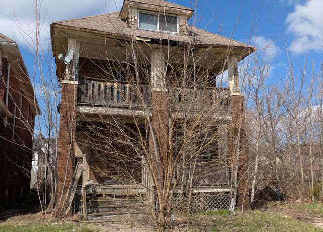 Property at 154 Pilgrim St, Highland Park, MI 48203, 4 beds, 2 baths