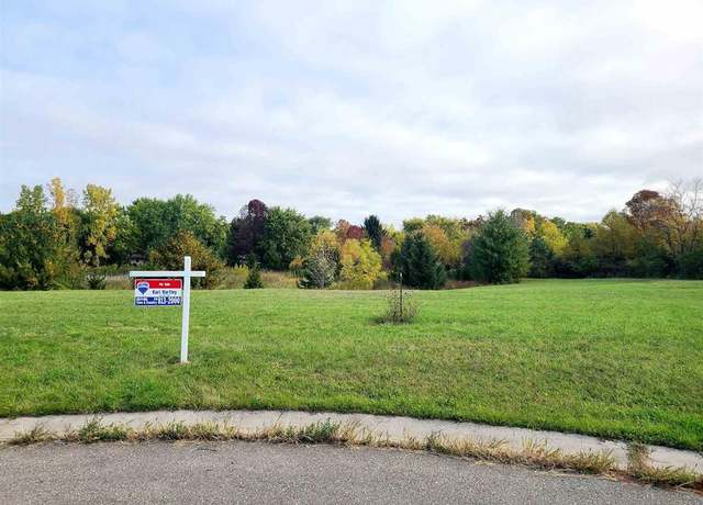 Property at 2444 Shadegrove Dr, Flushing, MI 48433