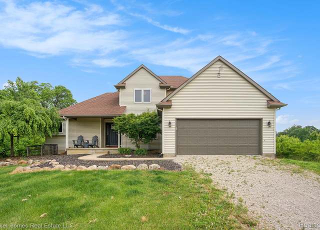 Property at 9131 Martz Rd, Ypsilanti, MI 48197, 4 beds, 2.5 baths