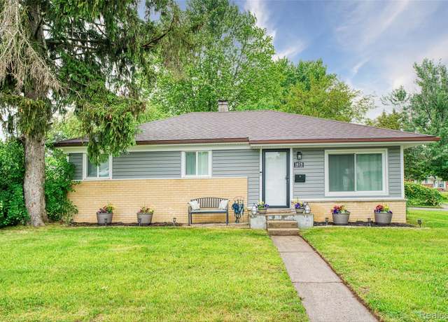 Property at 1478 Desoto Ave, Ypsilanti, MI 48198, 3 beds, 1.5 baths