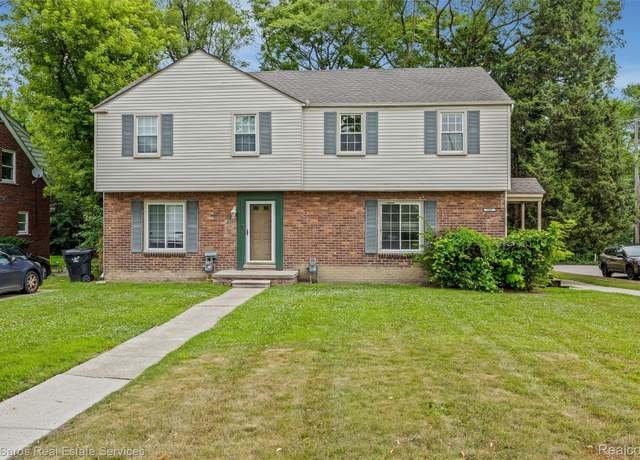 Property at 302 Alter Rd, Detroit, MI 48215, 6 beds, 3 baths