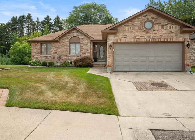 Property at 15991 Easygoer Ct, Clinton Township, MI 48035, 2 beds, 2 baths