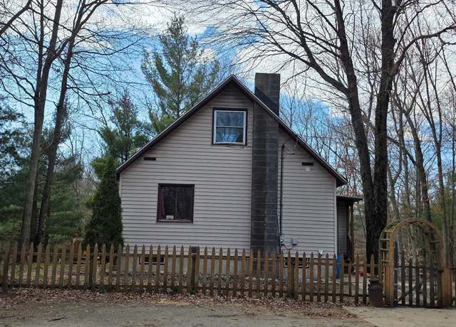 Property at 3933 S Centerline Rd, Fremont, MI 49412, 3 beds, 1.5 baths