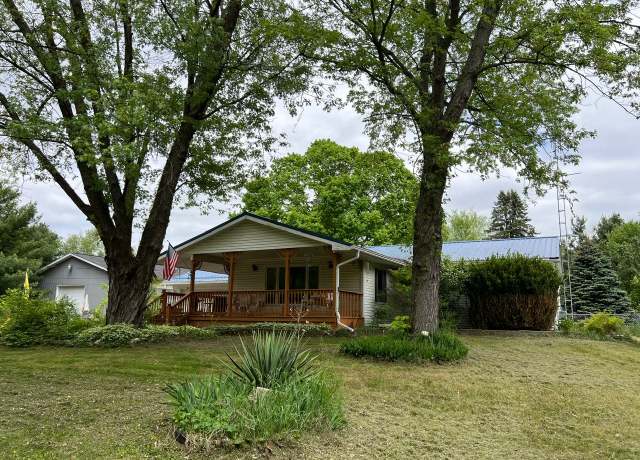 Property at 73 S Lake George Rd, Attica, MI 48412, 3 beds, 1 bath