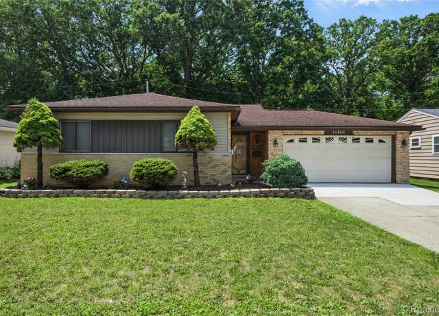 Property at 16460 Taft St, Rockwood, MI 48174, 3 beds, 2 baths