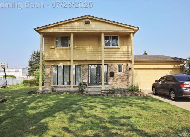 Property at 36368 Tulane Dr, Sterling Heights, MI 48312, 4 beds, 2.5 baths