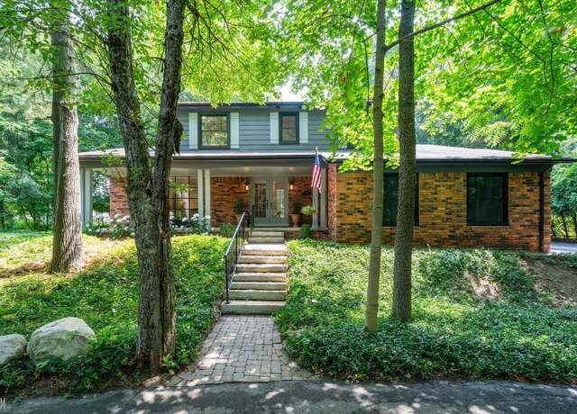 Property at 11126 Jonathan Ln, Bruce, MI 48065, 3 beds, 2.5 baths