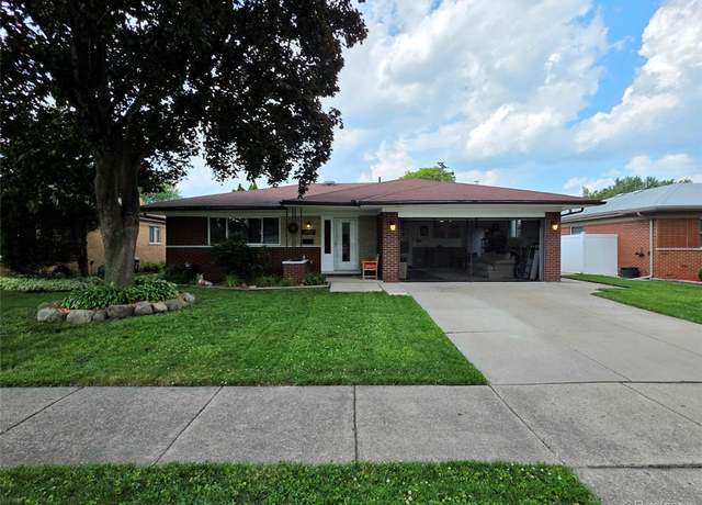 Property at 12137 Carol Ave, Warren, MI 48093, 3 beds, 2.5 baths