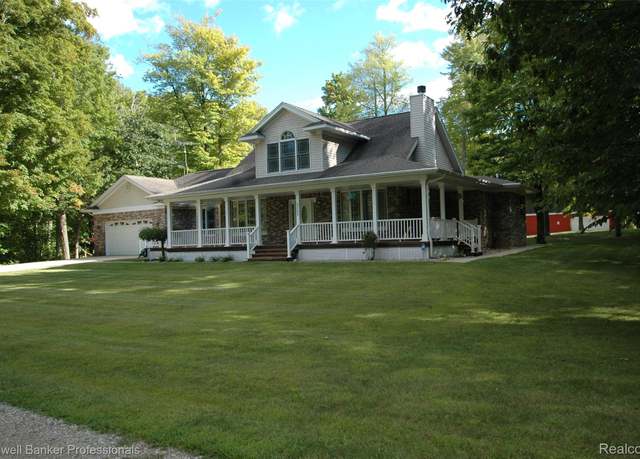 Property at 4266 River Dr, Bourret Township, MI 48610, 3 beds, 2.5 baths