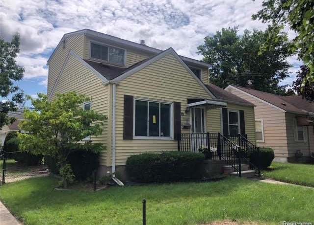 Property at 15048 Beech Daly Rd, Redford Charter Township, MI 48239, 4 beds, 1.5 baths