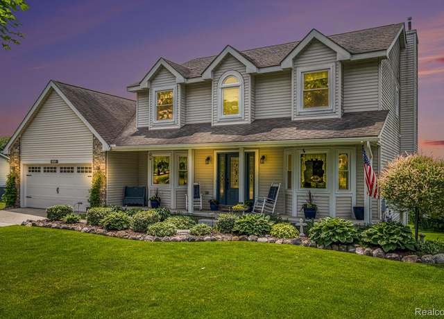 Property at 452 Cloverview Ln, Genoa Township, MI 48843, 4 beds, 3 baths
