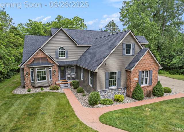 Property at 5408 N Seymour Rd, Flushing, MI 48433, 3 beds, 3.5 baths