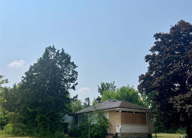 Property at 2425 Clement St, Flint, MI 48504, 2 beds, 1 bath
