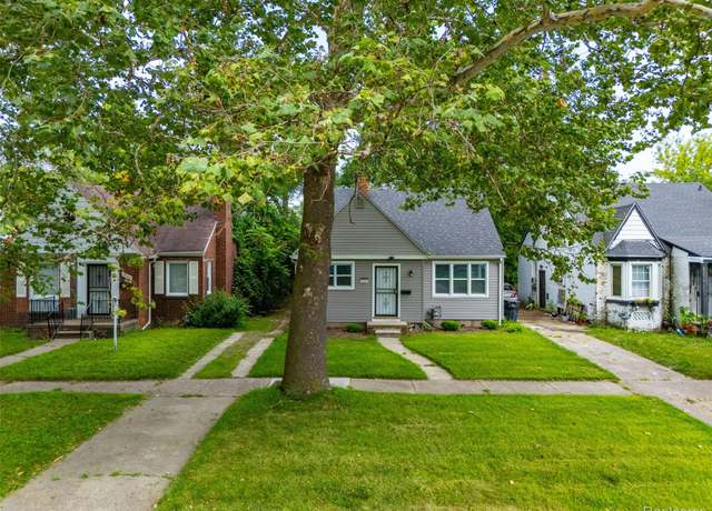 Property at 19142 Murray Hill St, Detroit, MI 48235, 3 beds, 1 bath