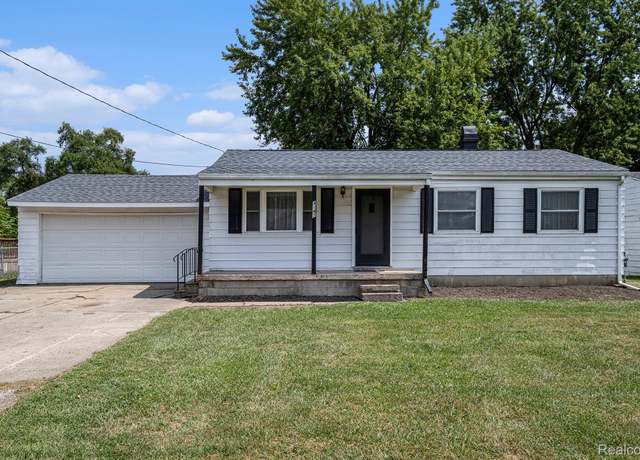 Property at 4147 Carmanwood Dr, Flint, MI 48507, 3 beds, 1 bath