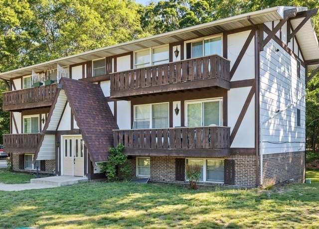 Property at 18231 Alpine Ct, Spring Lake, MI 49456, 11 beds, 6 baths