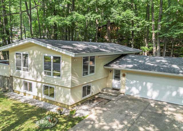 Property at 2802 Holiday Pines Rd, Traverse City, MI 49686, 3 beds, 2 baths