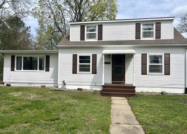 Property at 2394 Wallace Dr, Jackson, MI 49203, 4 beds, 1 bath