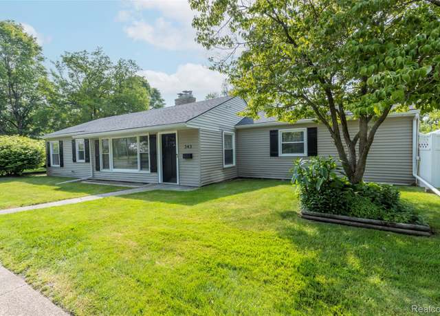 Property at 343 Beaupre Ave, Grosse Pointe Farms, MI 48236, 2 beds, 1.5 baths