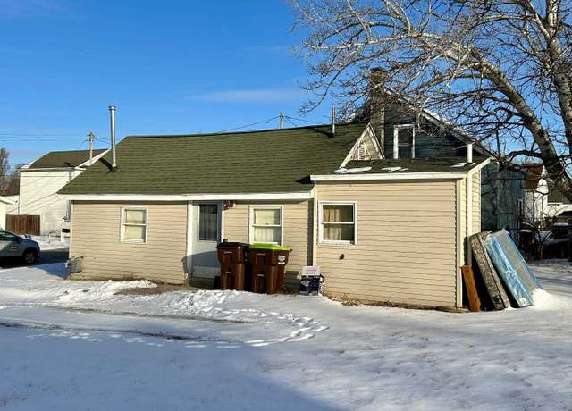 Property at 999 S Winter St, Adrian, MI 49221, 2 beds, 1 bath