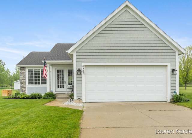 Property at 8337 Pebble Dr NE, Rockford, MI 49341, 3 beds, 2 baths
