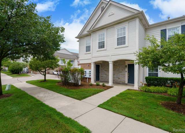 Property at 5200 Addington Dr #49, Commerce Twp, MI 48390, 2 beds, 2 baths