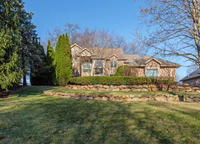 Property at 6060 Turnberry Dr, Commerce Twp, MI 48382, 5 beds, 5 baths