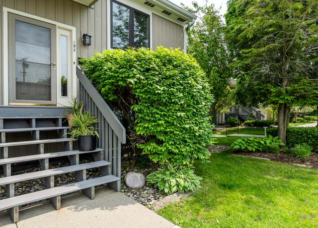 Property at 197 Wayne St, St Joseph, MI 49085, 3 beds, 2 baths