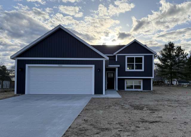 Property at 1001 Mechanic St, Big Rapids, MI 49307, 4 beds, 2 baths