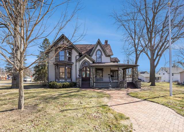 Property at 270 N Almont Ave, Imlay City, MI 48444, 4 beds, 2 baths