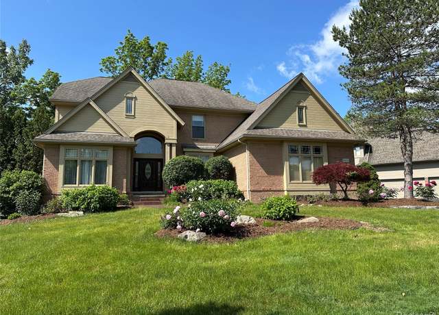 Property at 6601 Pembridge Hill Pembridge Hl, West Bloomfield, MI 48322, 4 beds, 3.5 baths