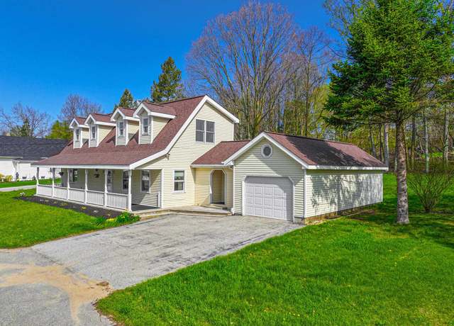 Property at 8377 Zosel St, Onekama, MI 49675, 4 beds, 3 baths