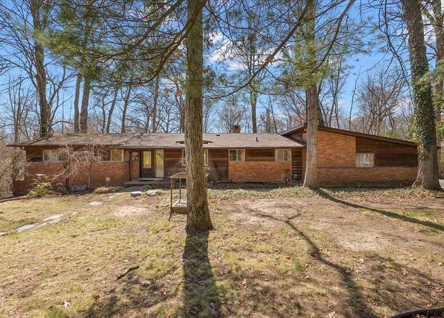 Property at 7300 Kingswood Dr, Bloomfield Hills, MI 48301, 3 beds, 3 baths