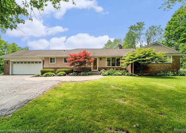 Property at 30609 Inkster Rd, Franklin, MI 48025, 3 beds, 3 baths