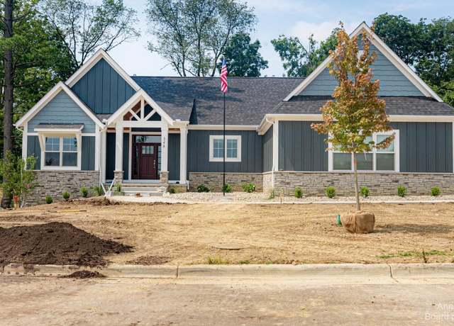 Property at 4261 Loon Ln, Ann Arbor, MI 48103, 3 beds, 2 baths