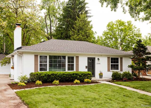 Property at 17186 Buckingham Ave, Beverly Hills, MI 48025, 2 beds, 1.5 baths