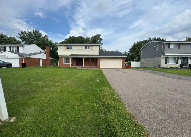 Property at 28240 Lahser Rd, Southfield, MI 48034, 4 beds, 2.5 baths