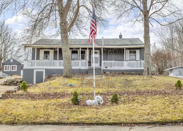 Property at 4605 Root Station Rd, Jackson, MI 49201, 5 beds, 2.5 baths