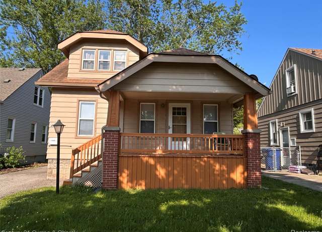 Property at 4429 Newberry St, Wayne, MI 48184, 3 beds, 1.5 baths