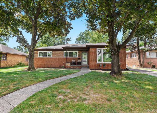 Property at 25109 Scotia Rd, Huntington Woods, MI 48070, 3 beds, 2.5 baths