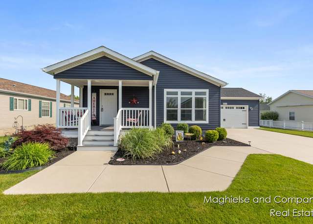 Property at 5231 E Scenic Turn Ln, Holland, MI 49423, 2 beds, 2 baths