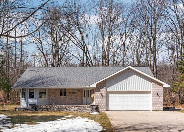 Property at 6436 Devon Ln, Cadillac, MI 49601, 3 beds, 3 baths