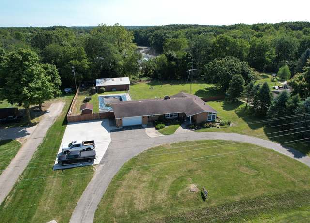 Property at 2065 S Lapeer Rd, Lapeer, MI 48446, 4 beds, 3 baths