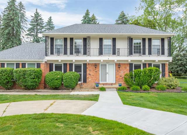 Property at 3072 Brewster Rd, West Bloomfield, MI 48322, 4 beds, 3 baths