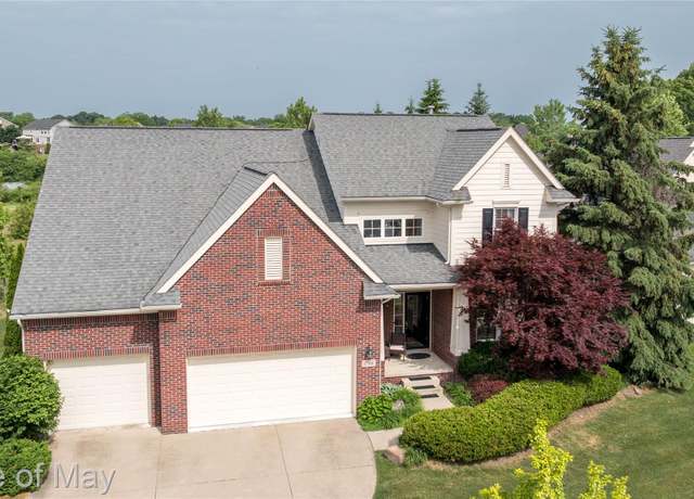 Property at 1768 Carriage Hl, Commerce Twp, MI 48382, 4 beds, 3.5 baths