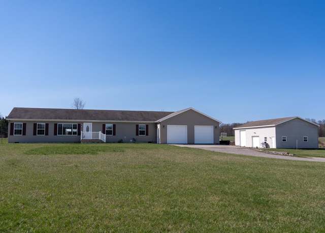 Property at 4105 W Remus Rd, Mt Pleasant, MI 48858, 3 beds, 2 baths