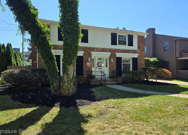 Property at 1205 S Bates St, Birmingham, MI 48009, 3 beds, 1.5 baths