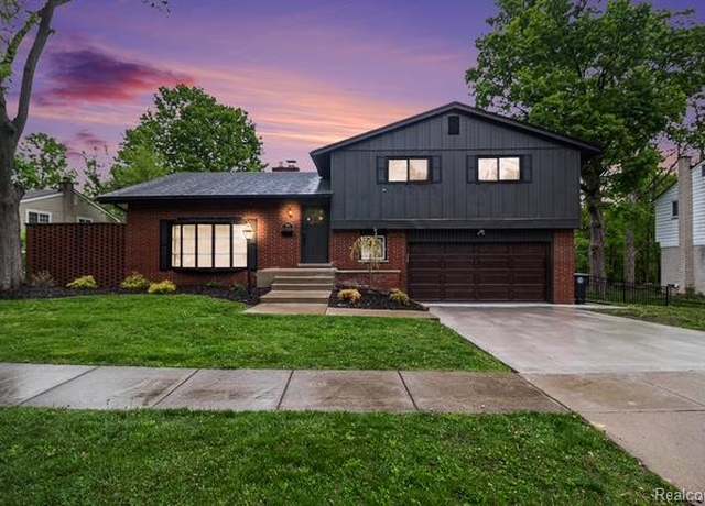 Property at 16114 Alpine Dr, Livonia, MI 48154, 4 beds, 2.5 baths