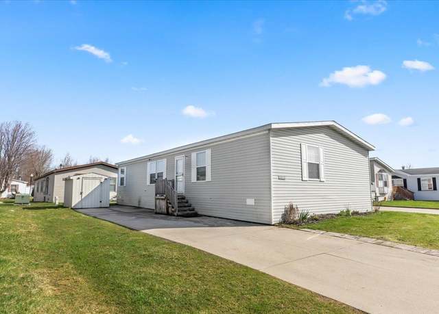 Property at 23113 Egnew Dr. Dr, Clinton Township, MI 48036, 4 beds, 2 baths