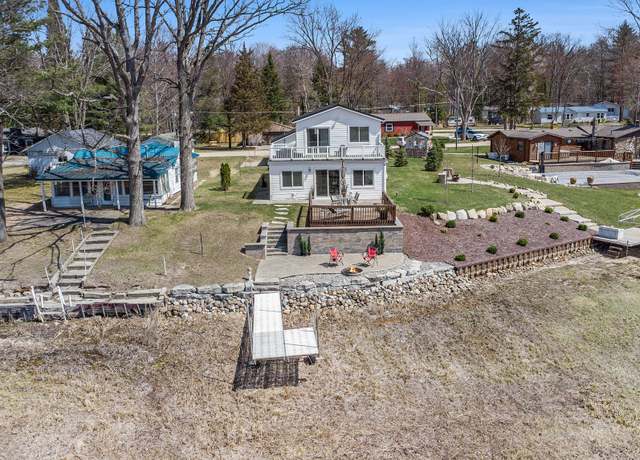 Property at 4138 Lakeside Dr, Beaverton, MI 48612, 3 beds, 2 baths